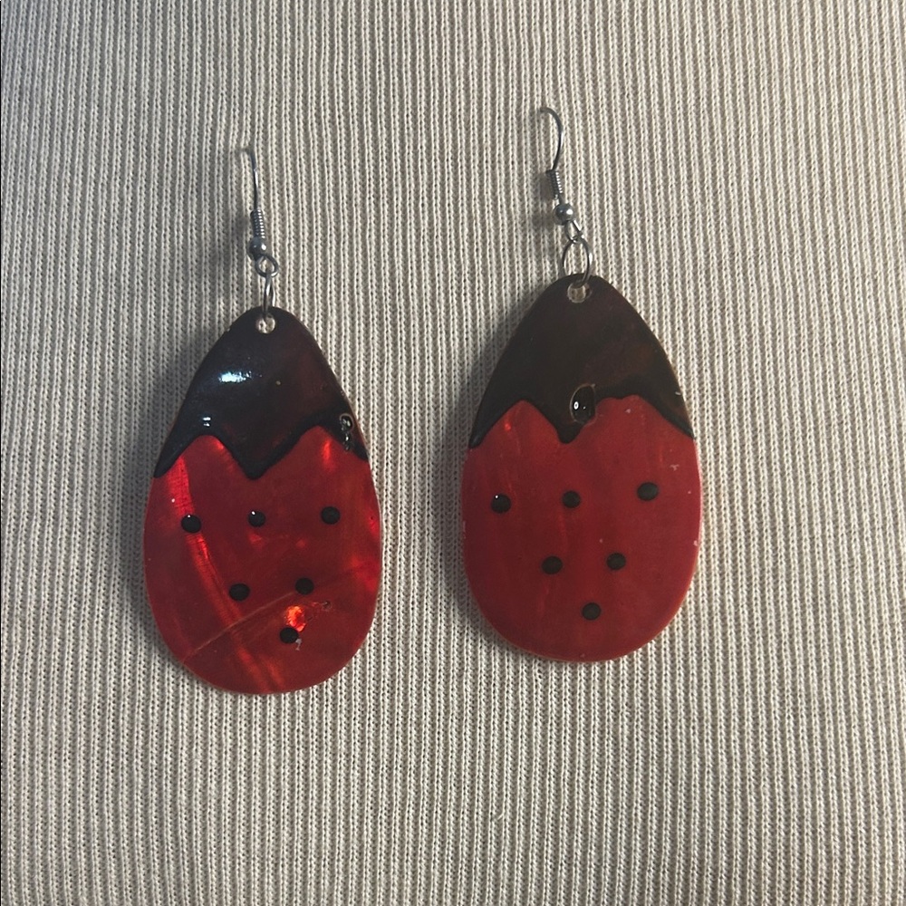 Red and Black Teardrop Earrings!